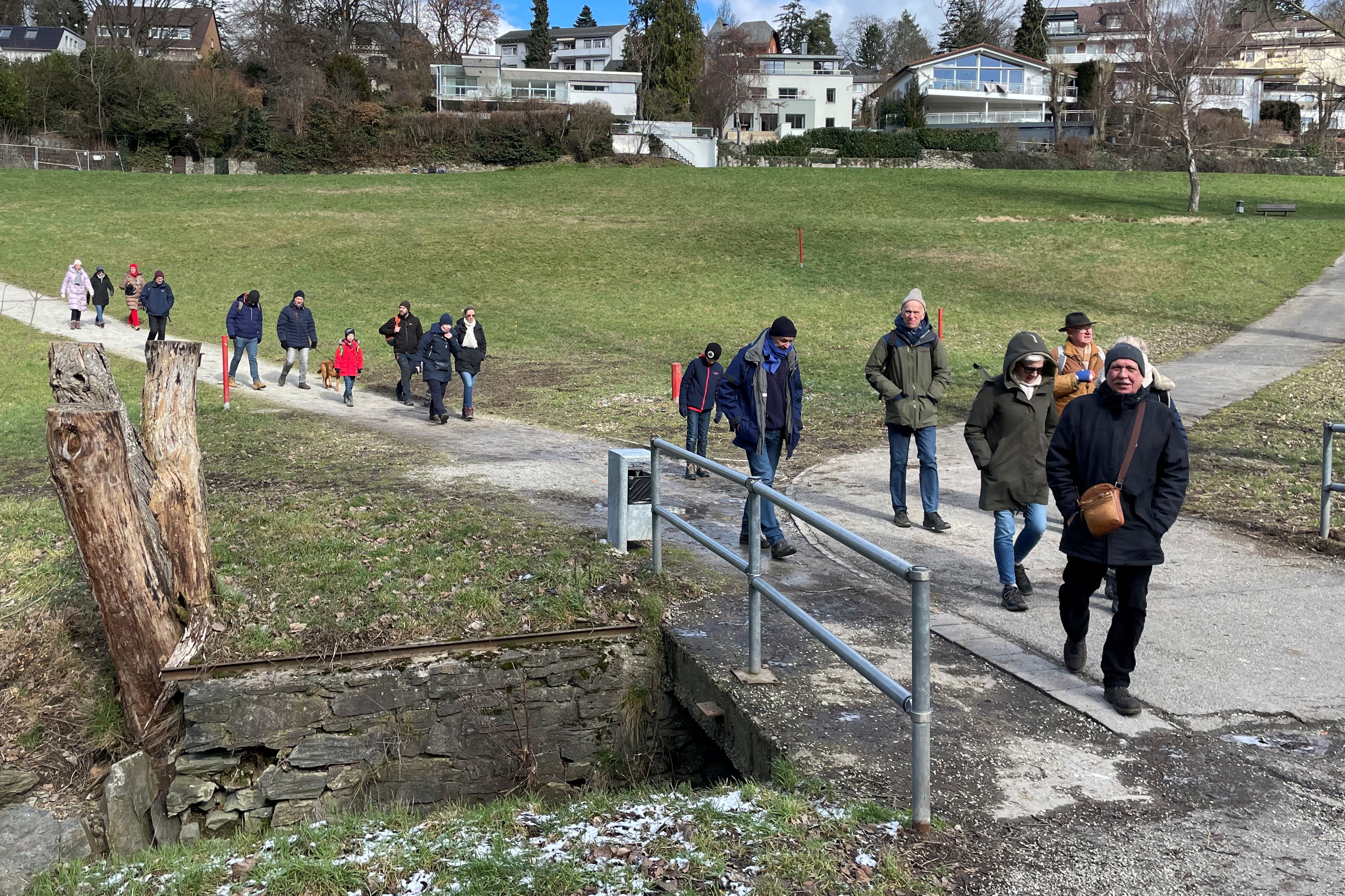 Wandergruppe unterwegs