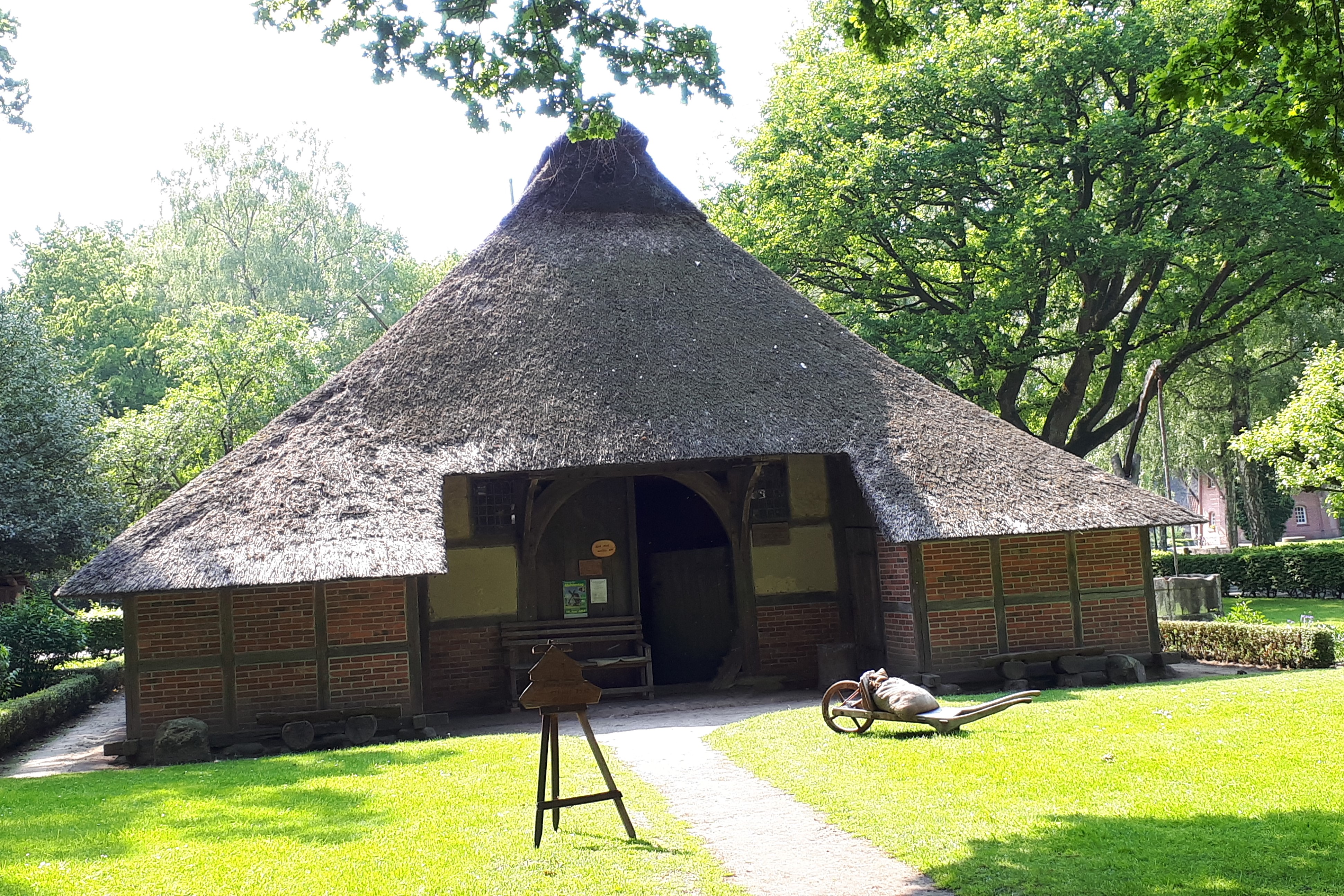 Historisches Bauernhaus, die Eingangsseite